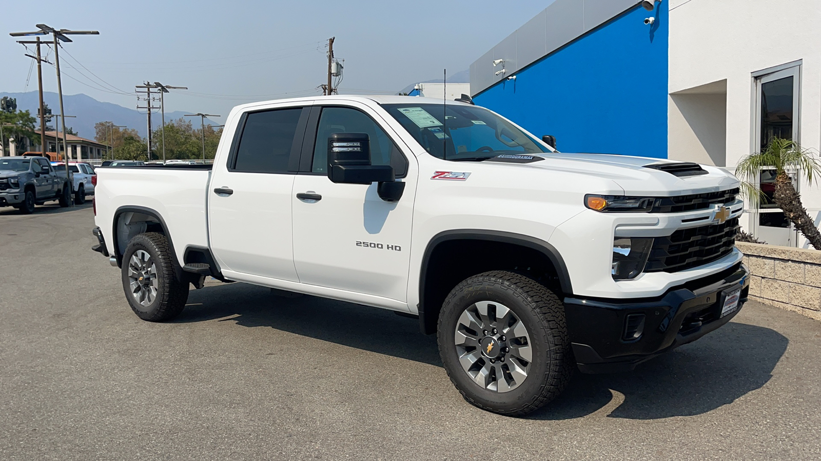 2025 Chevrolet Silverado 2500HD Custom 1