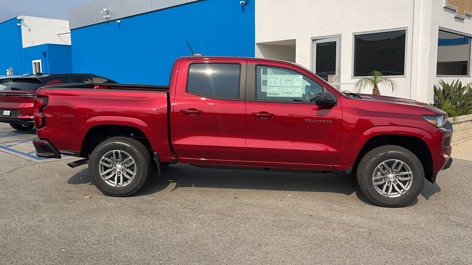 2024 Chevrolet Colorado 2WD LT 2