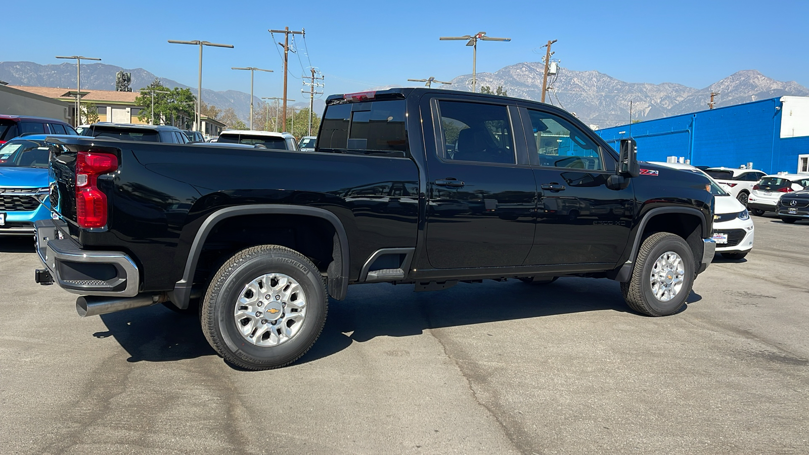 2025 Chevrolet Silverado 2500HD LT 3