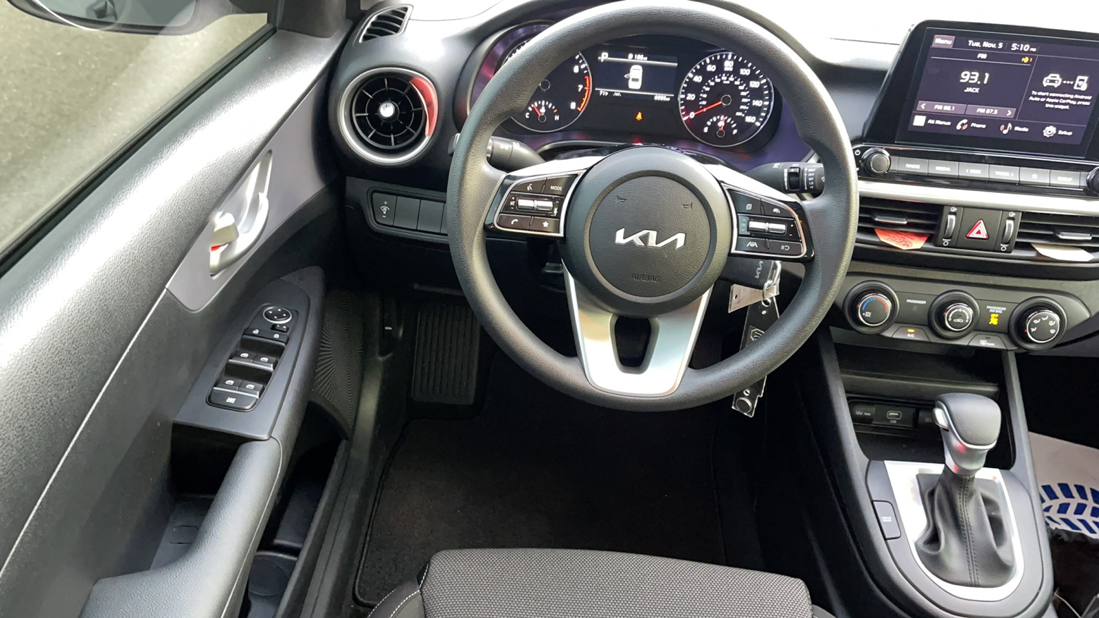 2024 Kia Forte LXS 13