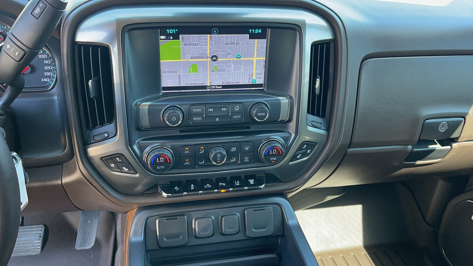 2019 Chevrolet Silverado 2500HD LTZ 17