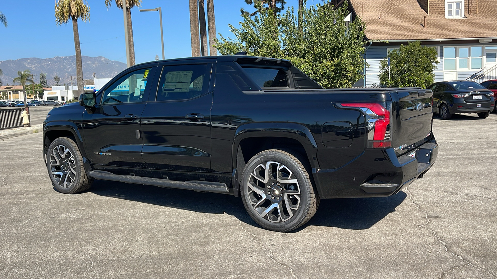 2024 Chevrolet Silverado EV RST 5