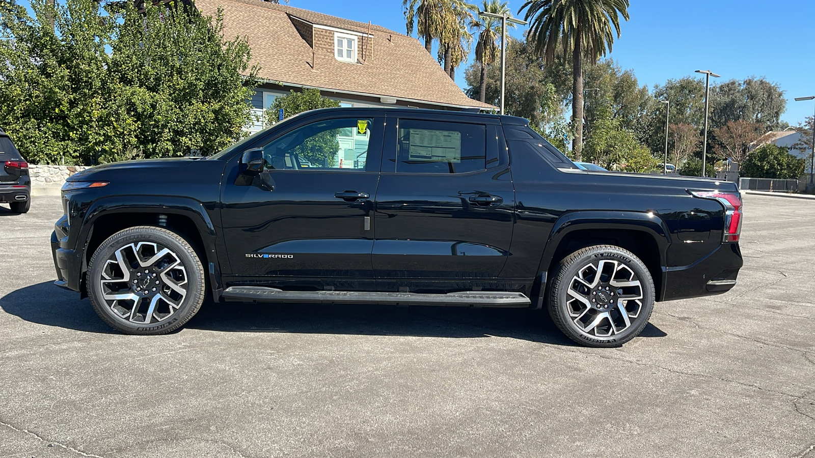 2024 Chevrolet Silverado EV RST 6