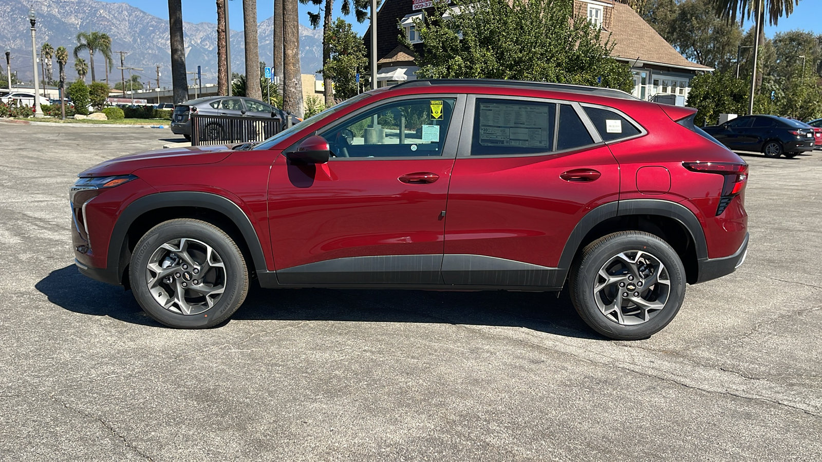 2025 Chevrolet Trax LT 6