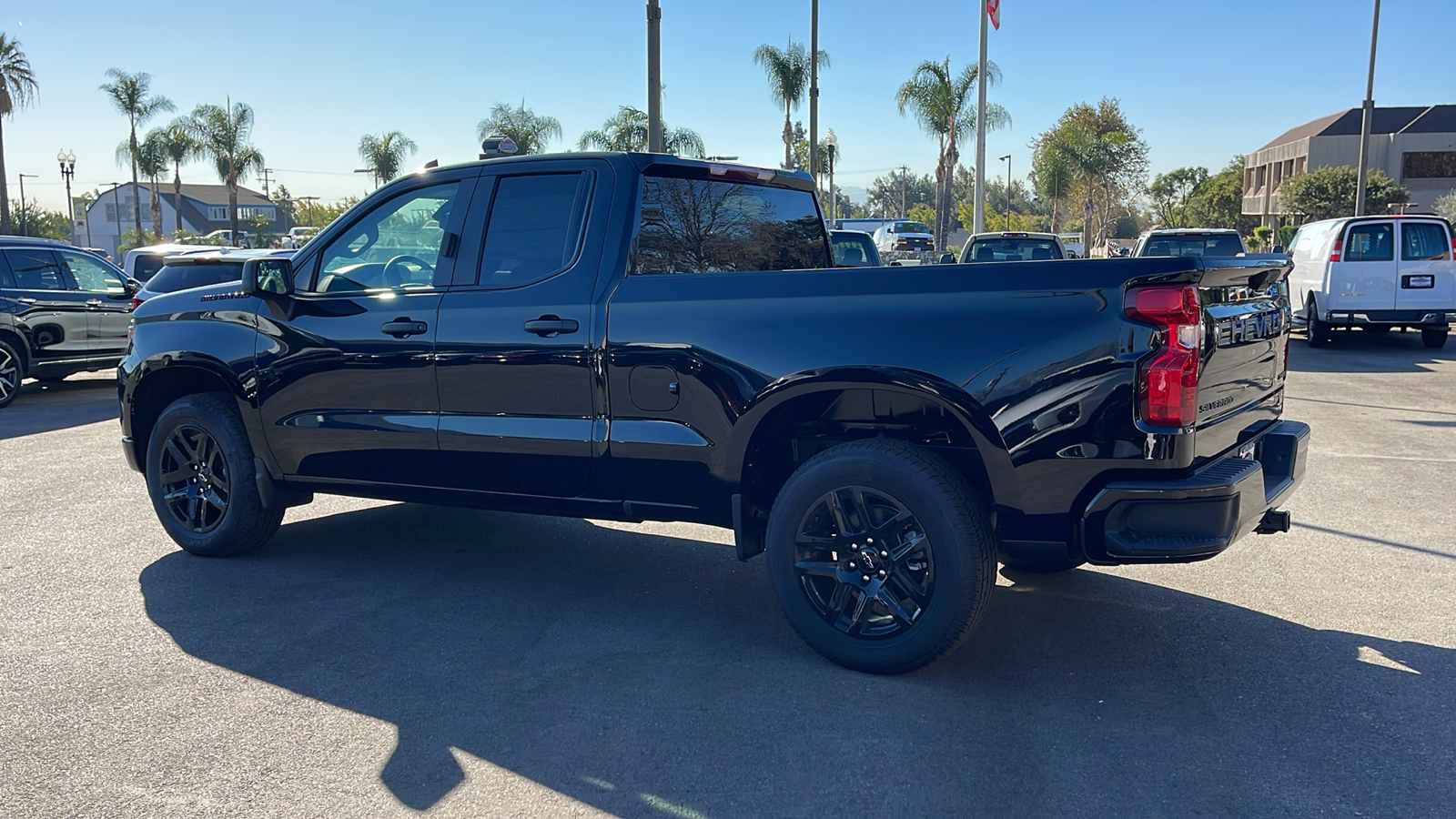 2025 Chevrolet Silverado 1500 Custom 5