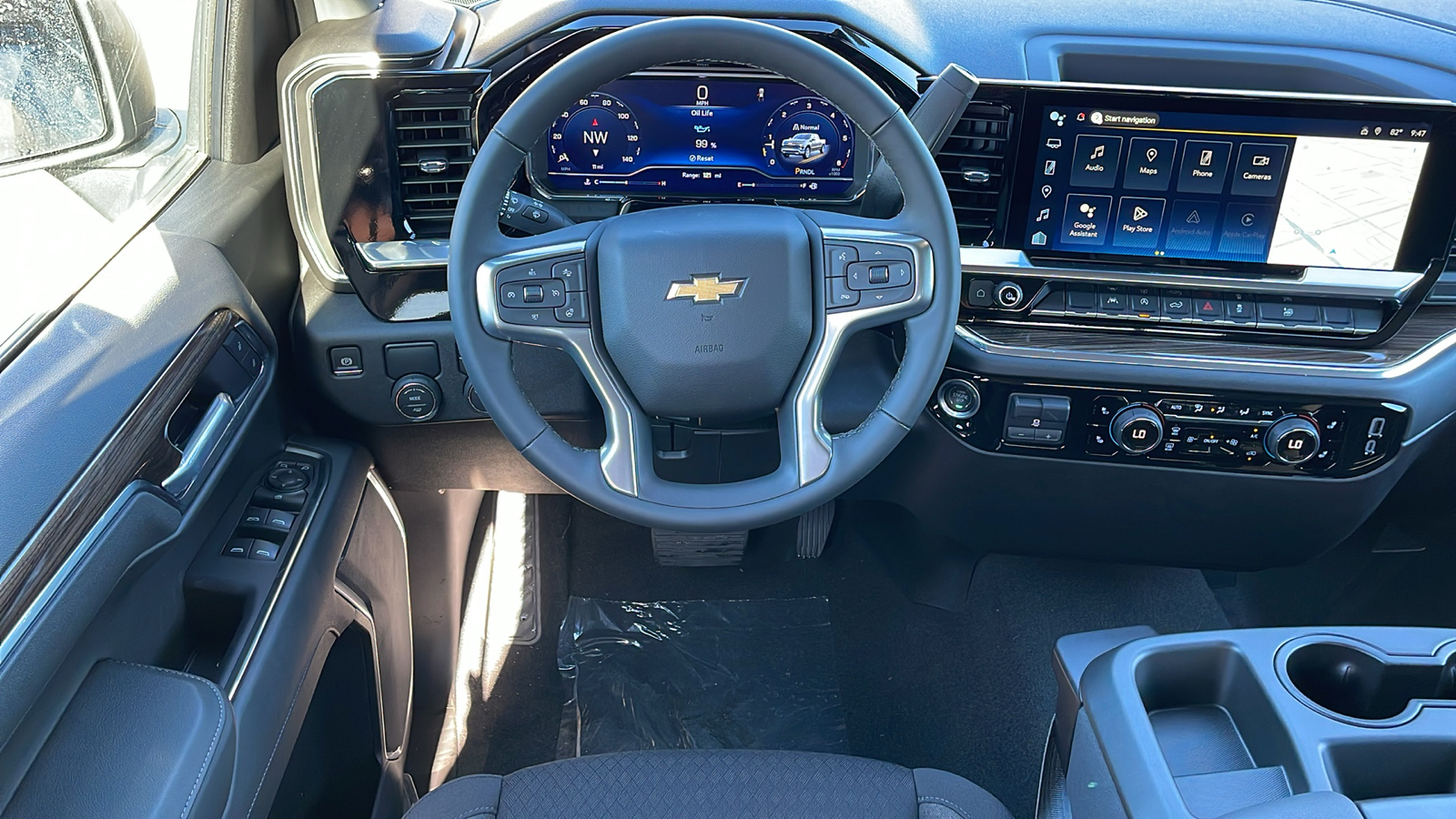 2025 Chevrolet Silverado 1500 LT 14