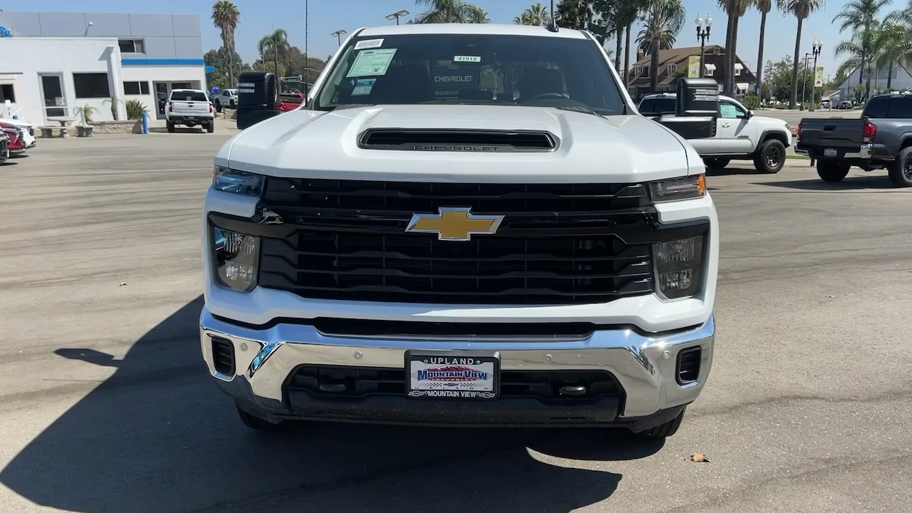 2025 Chevrolet Silverado 2500HD Work Truck 8