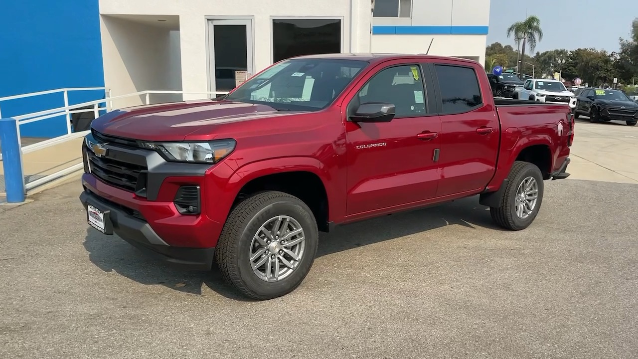 2024 Chevrolet Colorado 2WD LT 7