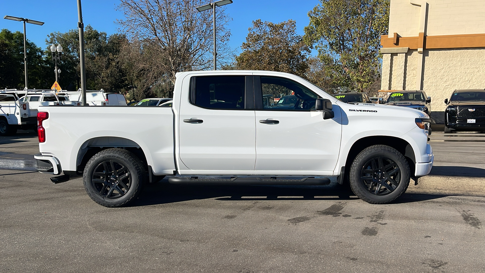 2025 Chevrolet Silverado 1500 Custom 2