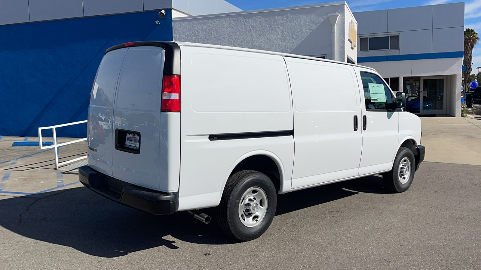 2024 Chevrolet Express Cargo Van Work Van 3