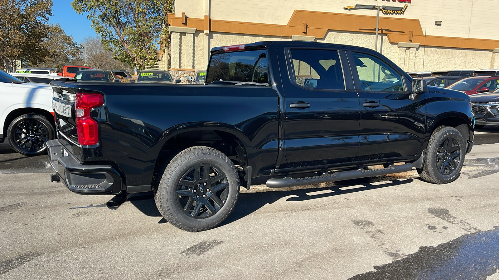 2025 Chevrolet Silverado 1500 Custom 3