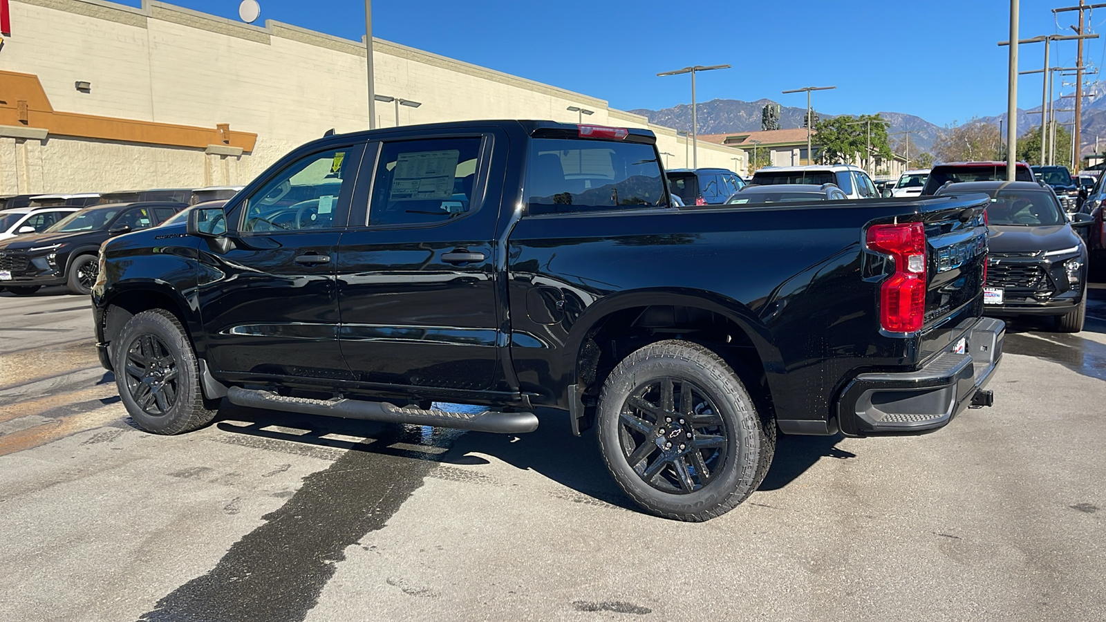 2025 Chevrolet Silverado 1500 Custom 5