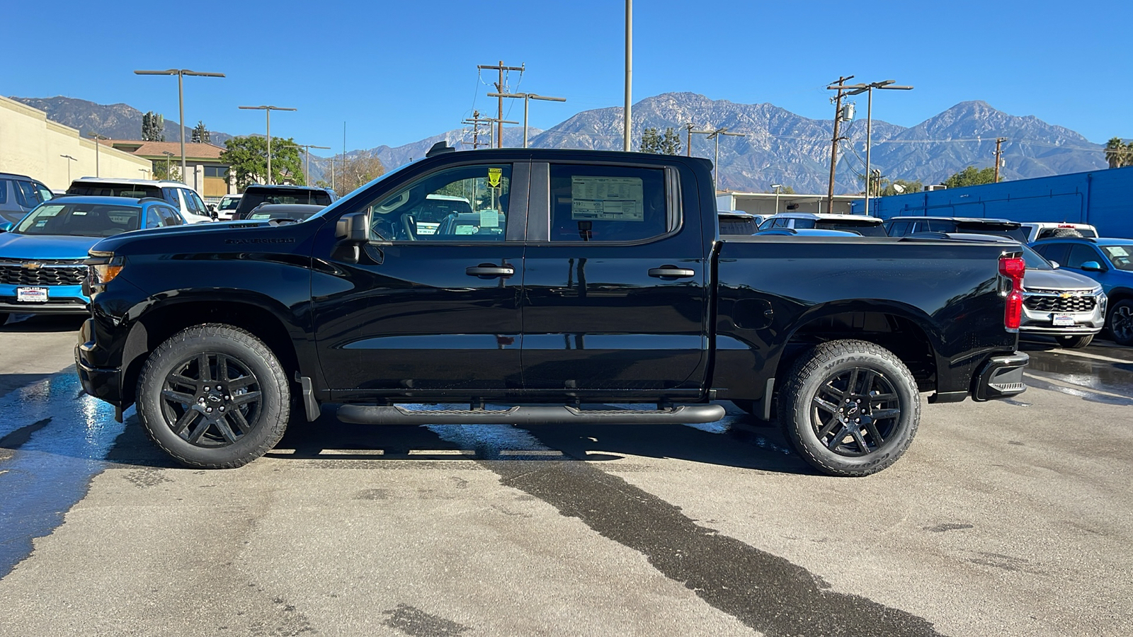 2025 Chevrolet Silverado 1500 Custom 6