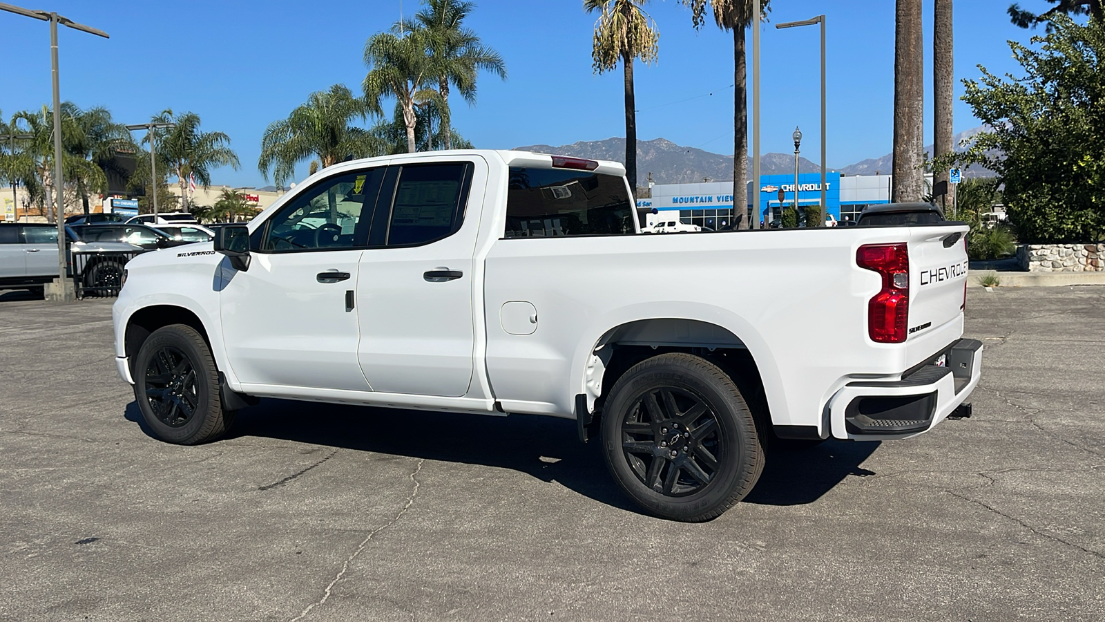 2025 Chevrolet Silverado 1500 Custom 5