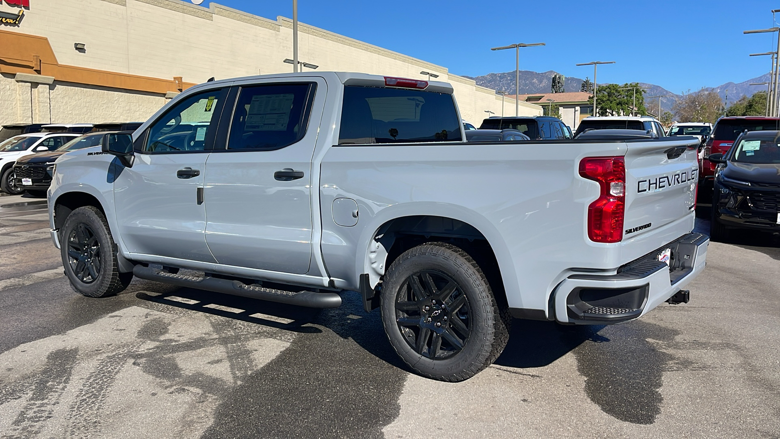 2025 Chevrolet Silverado 1500 Custom 5