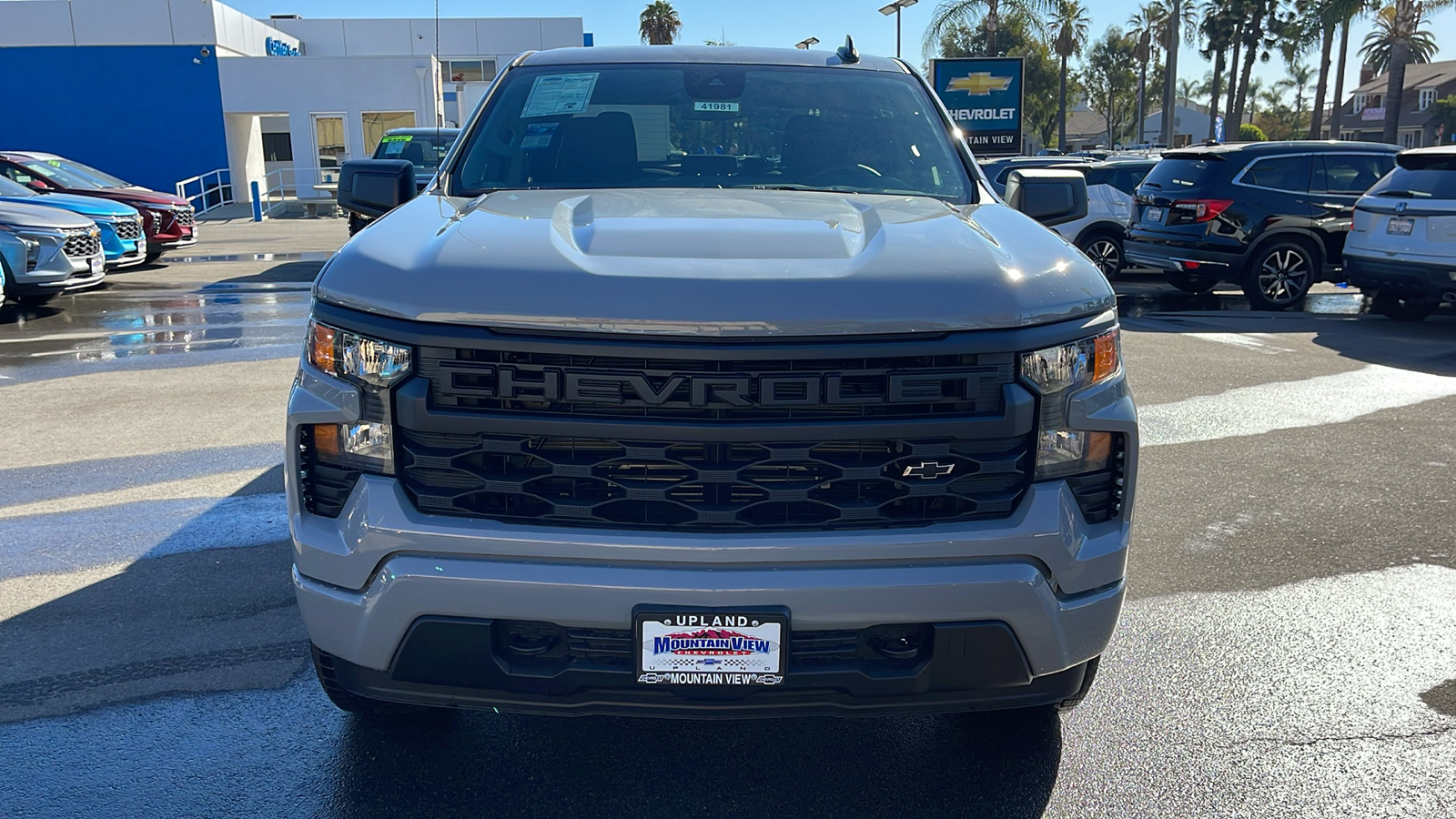 2025 Chevrolet Silverado 1500 Custom 8