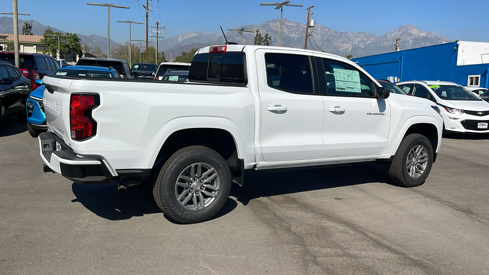 2024 Chevrolet Colorado 2WD LT 3