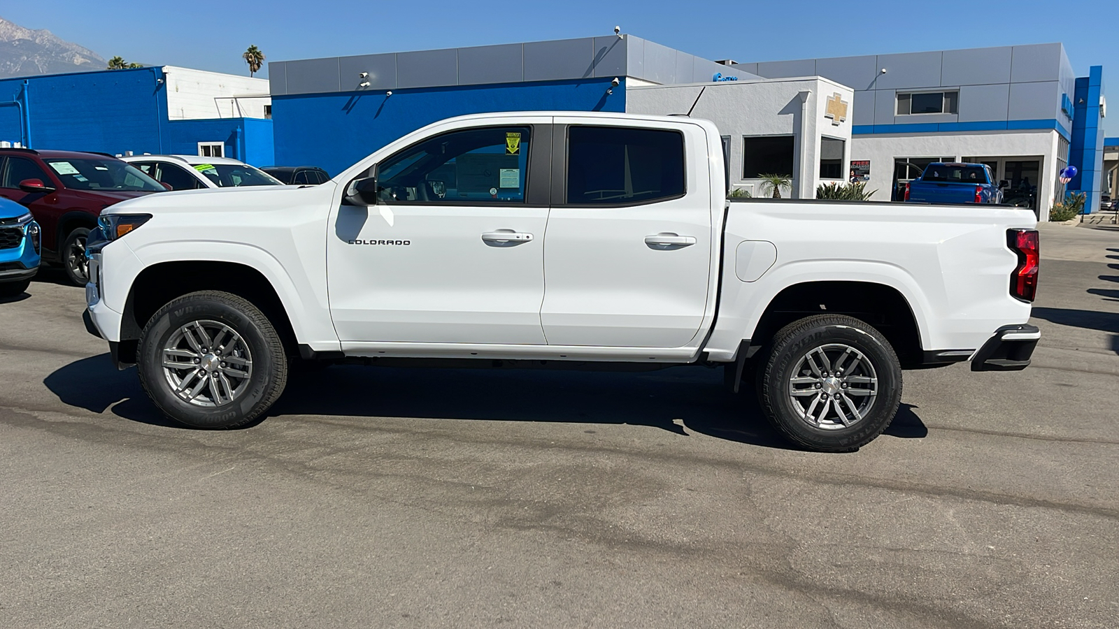 2024 Chevrolet Colorado 2WD LT 6