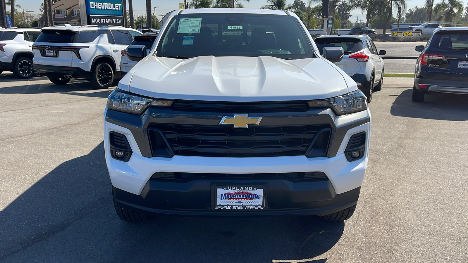 2024 Chevrolet Colorado 2WD LT 8