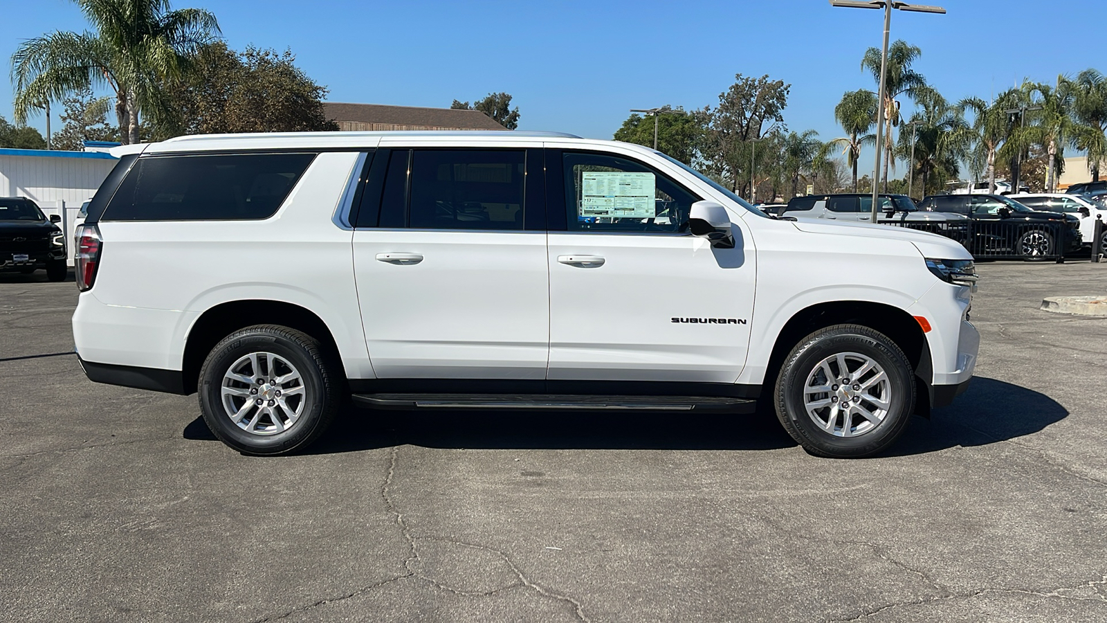 2024 Chevrolet Suburban LS 2