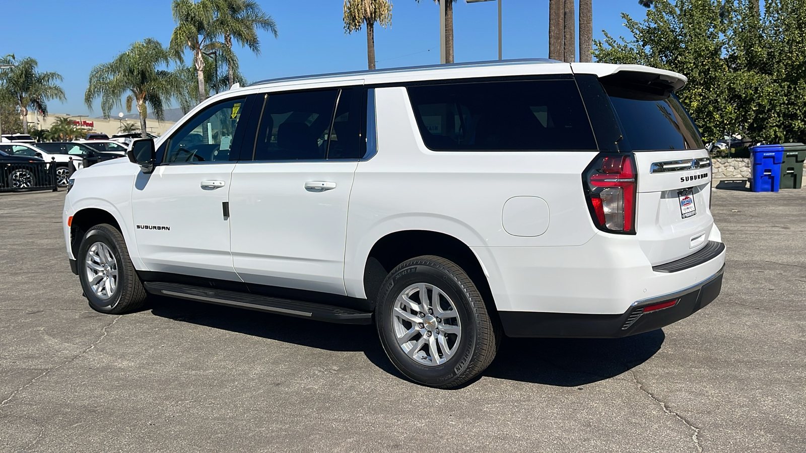 2024 Chevrolet Suburban LS 5