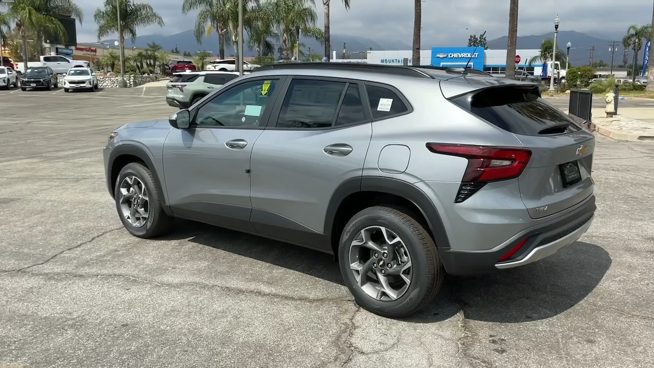 2025 Chevrolet Trax LT 5