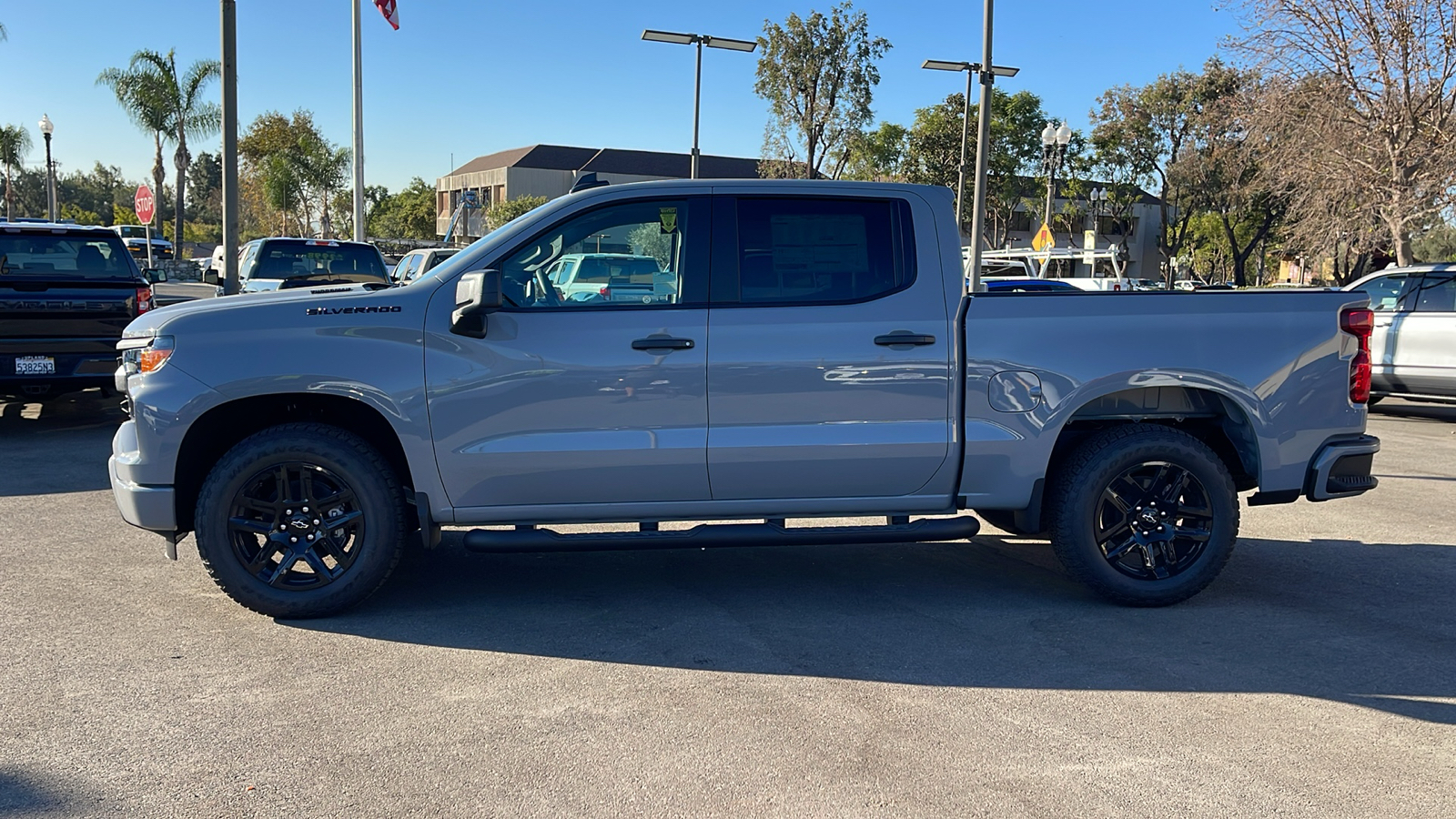 2025 Chevrolet Silverado 1500 Custom 6