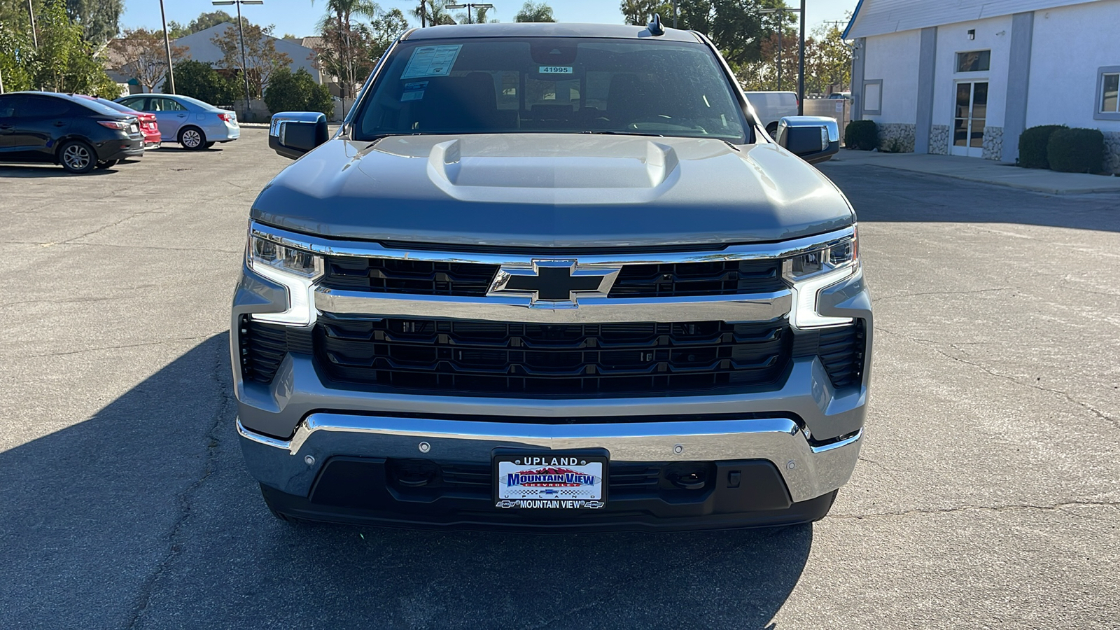 2025 Chevrolet Silverado 1500 LT 8