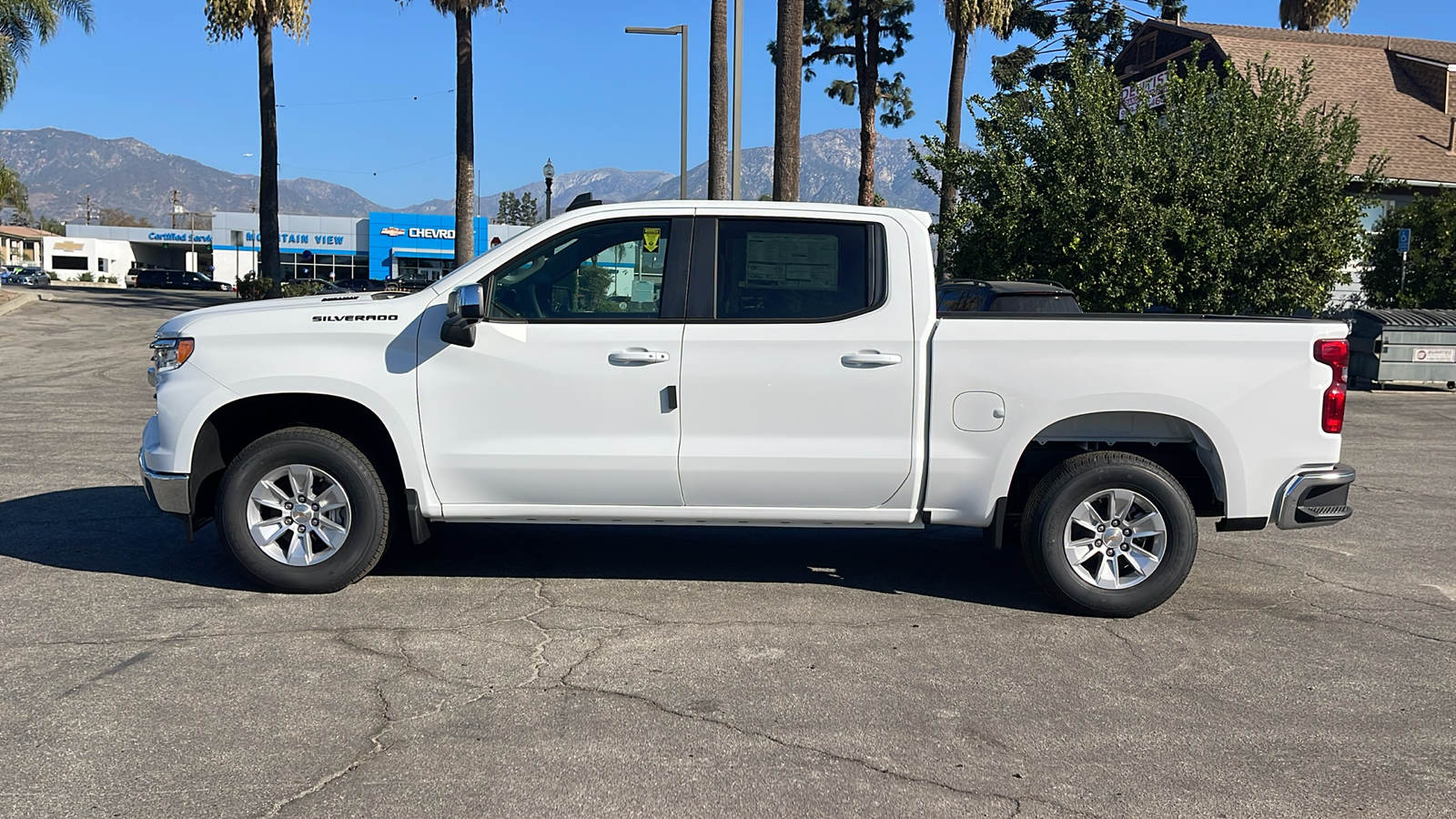 2025 Chevrolet Silverado 1500 LT 6