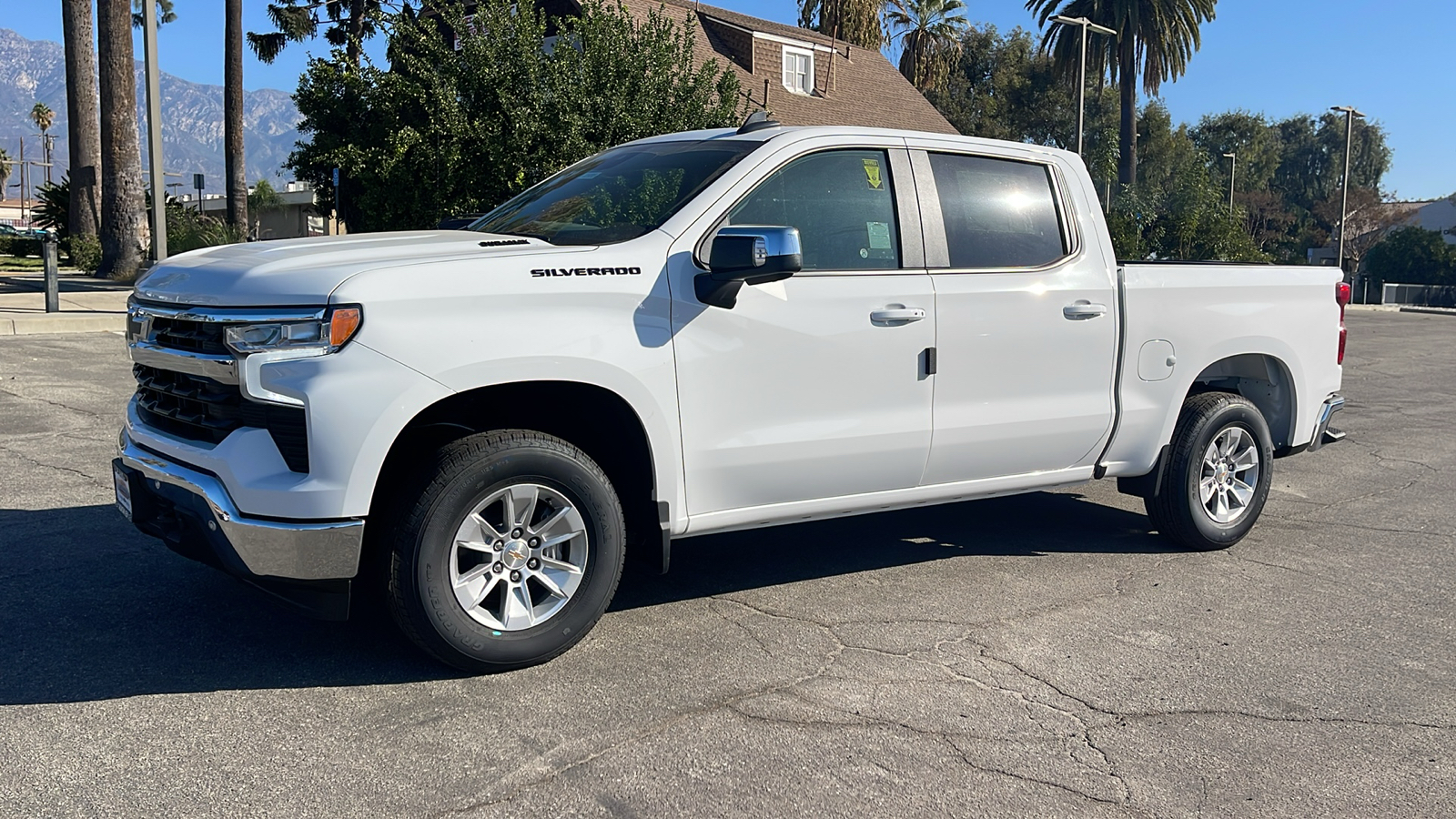 2025 Chevrolet Silverado 1500 LT 7