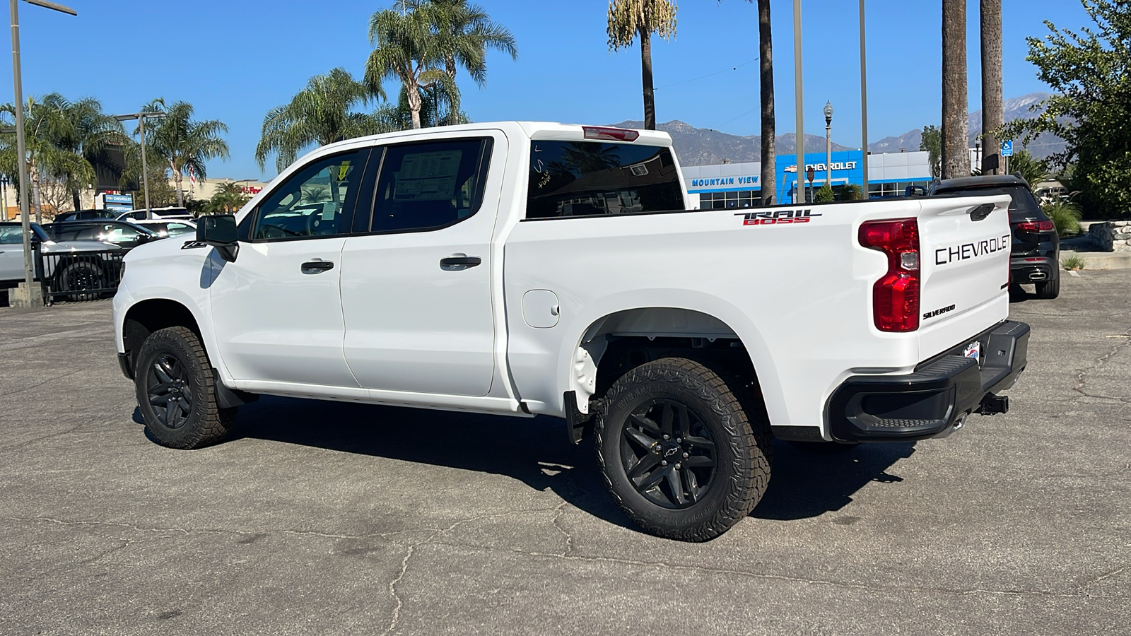 2025 Chevrolet Silverado 1500 Custom Trail Boss 5