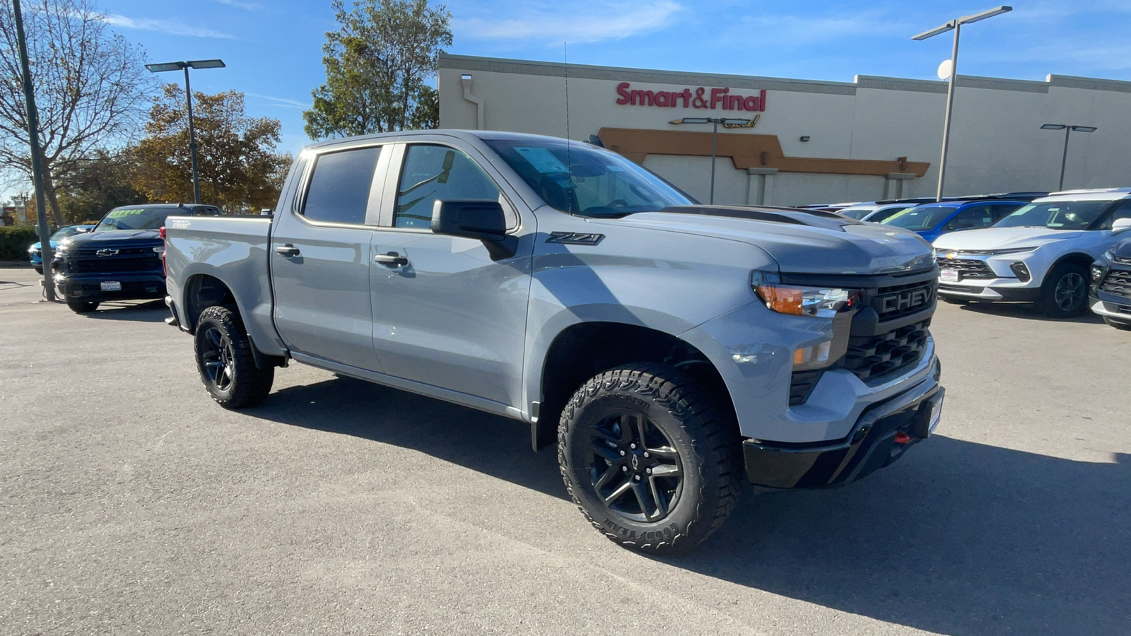 2025 Chevrolet Silverado 1500 Custom Trail Boss 1