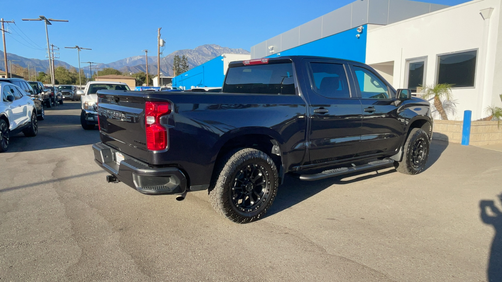 2022 Chevrolet Silverado 1500 Custom 3