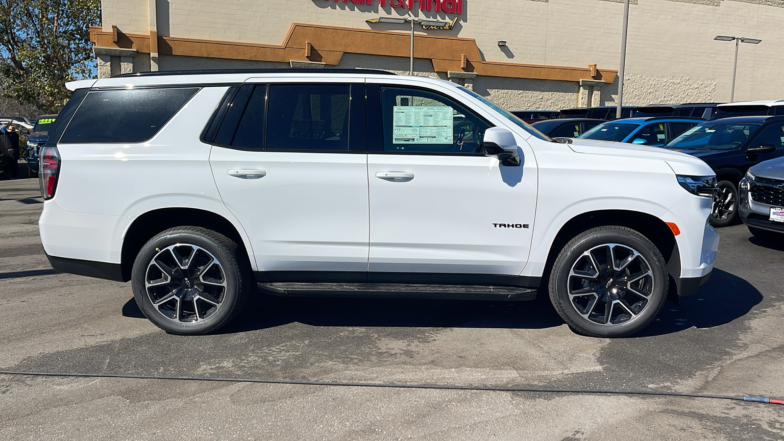 2024 Chevrolet Tahoe RST 2