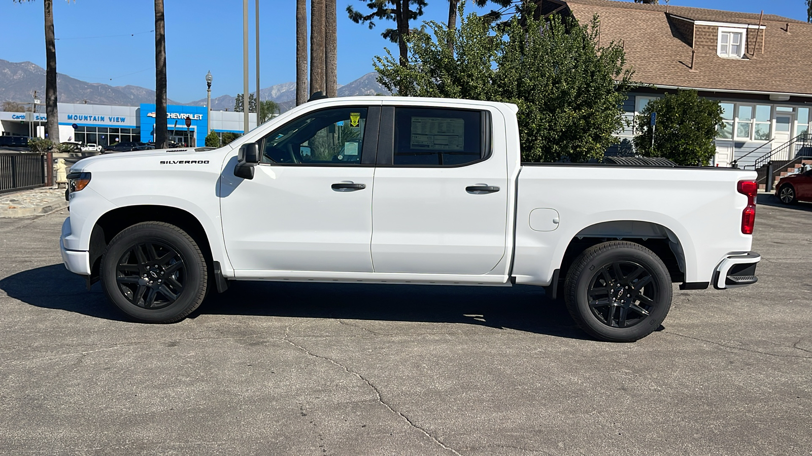 2025 Chevrolet Silverado 1500 Custom 6