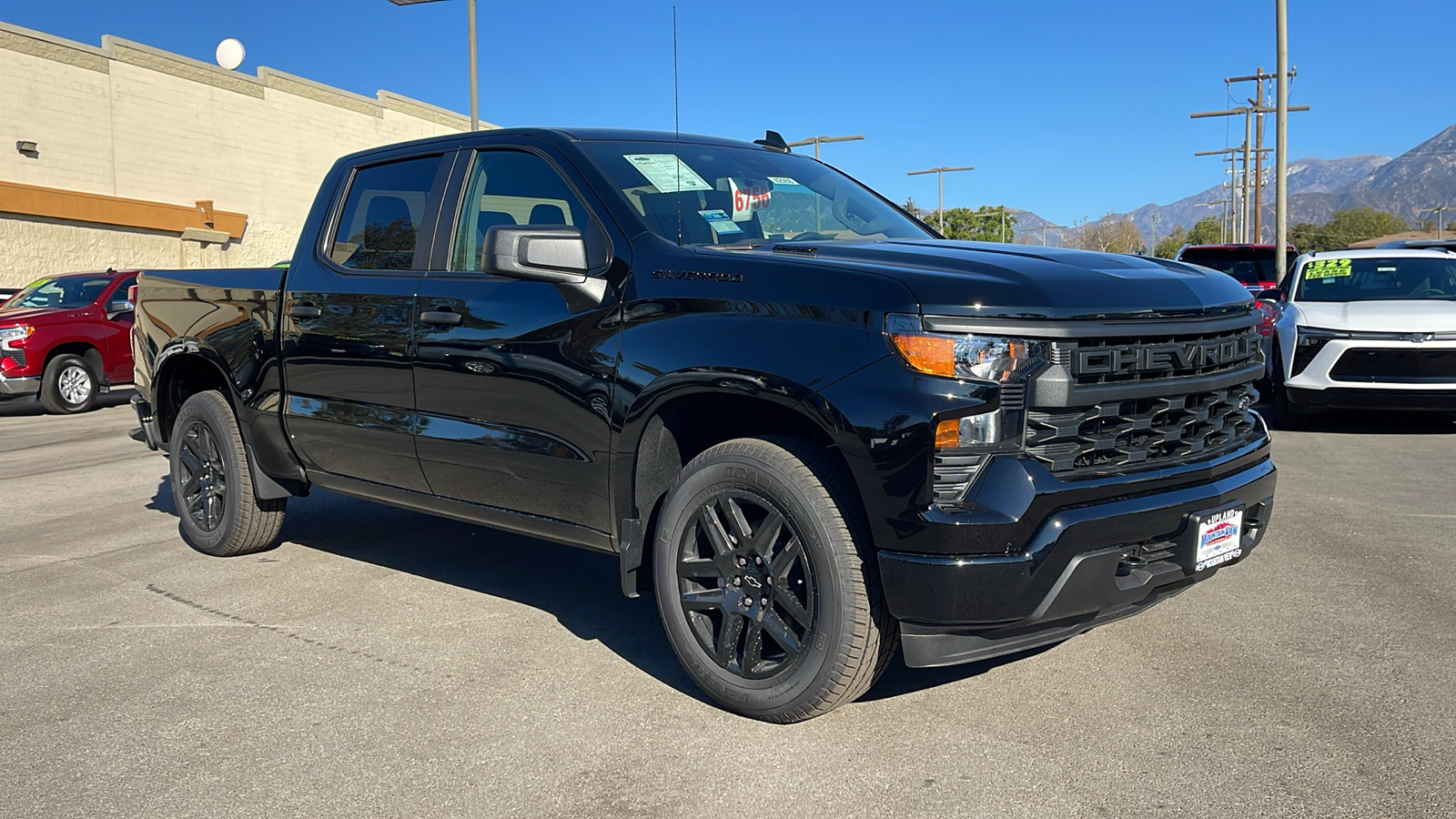 2025 Chevrolet Silverado 1500 Custom 1