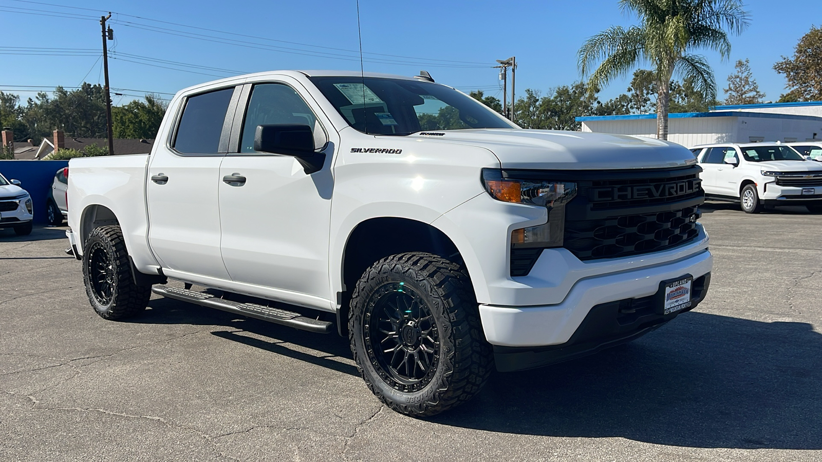 2025 Chevrolet Silverado 1500 Custom 1