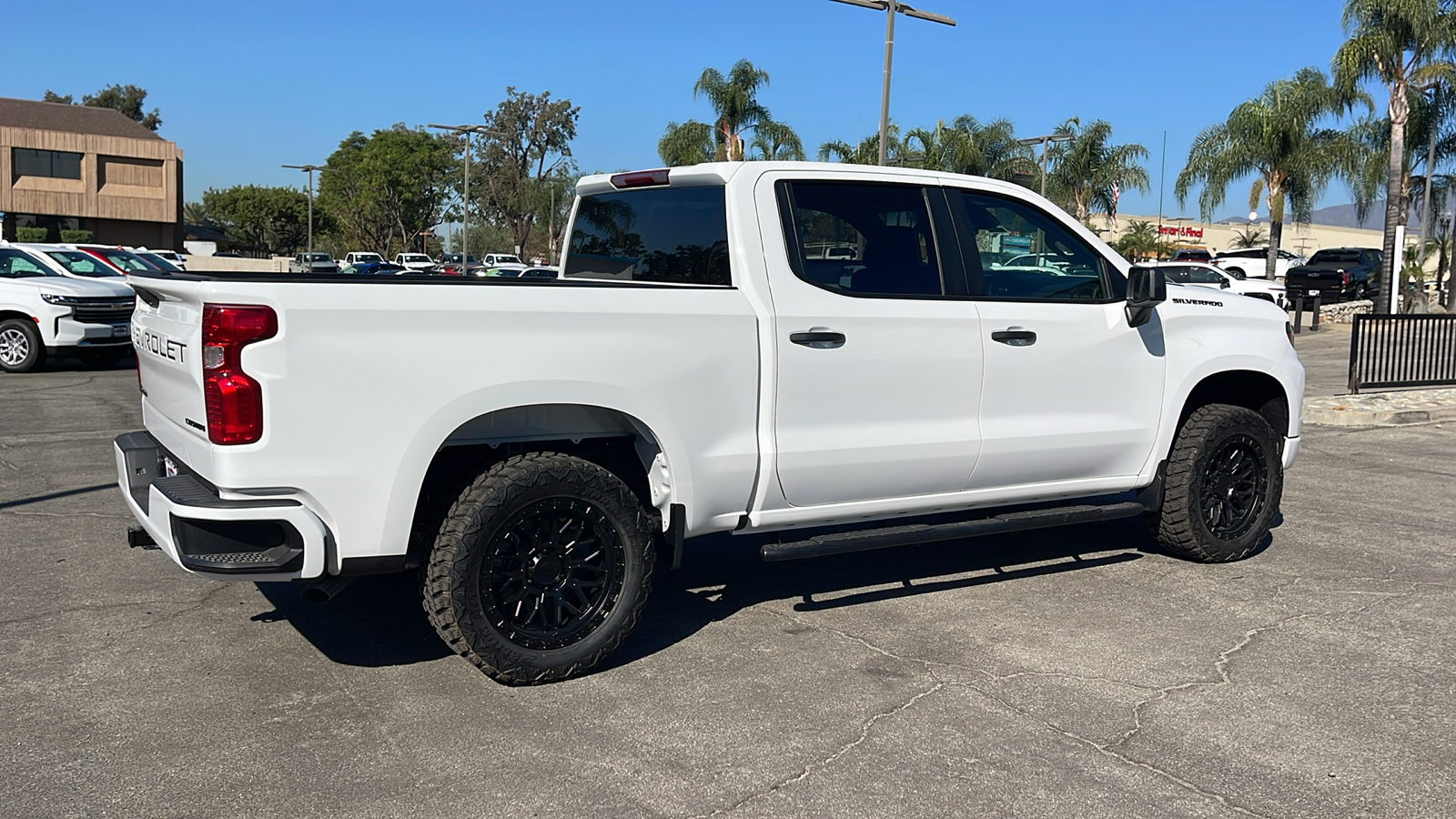 2025 Chevrolet Silverado 1500 Custom 3