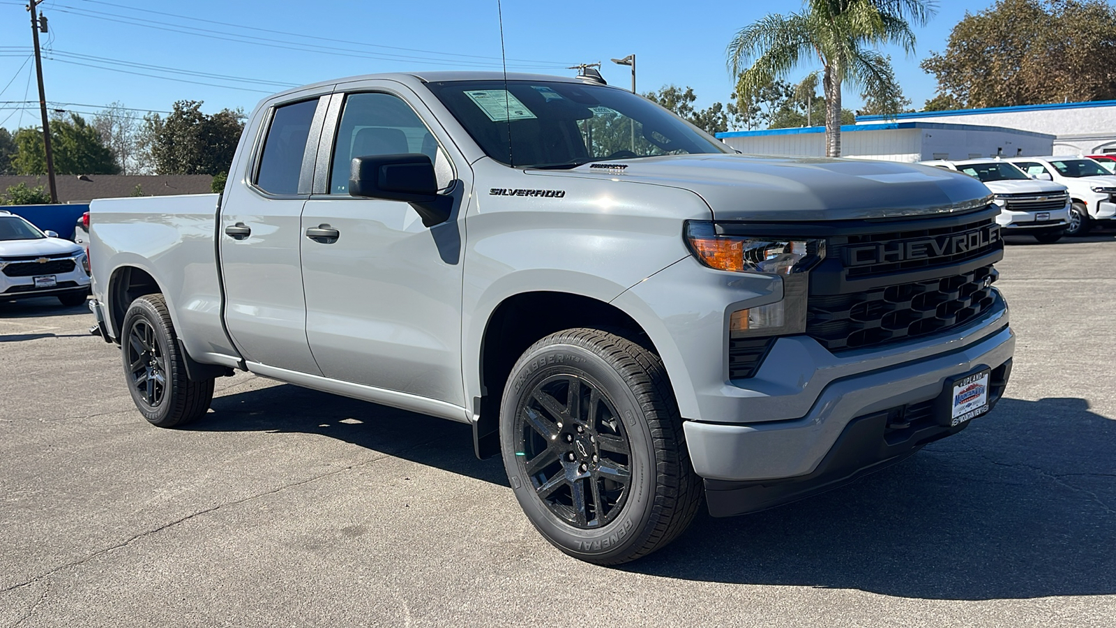 2025 Chevrolet Silverado 1500 Custom 1