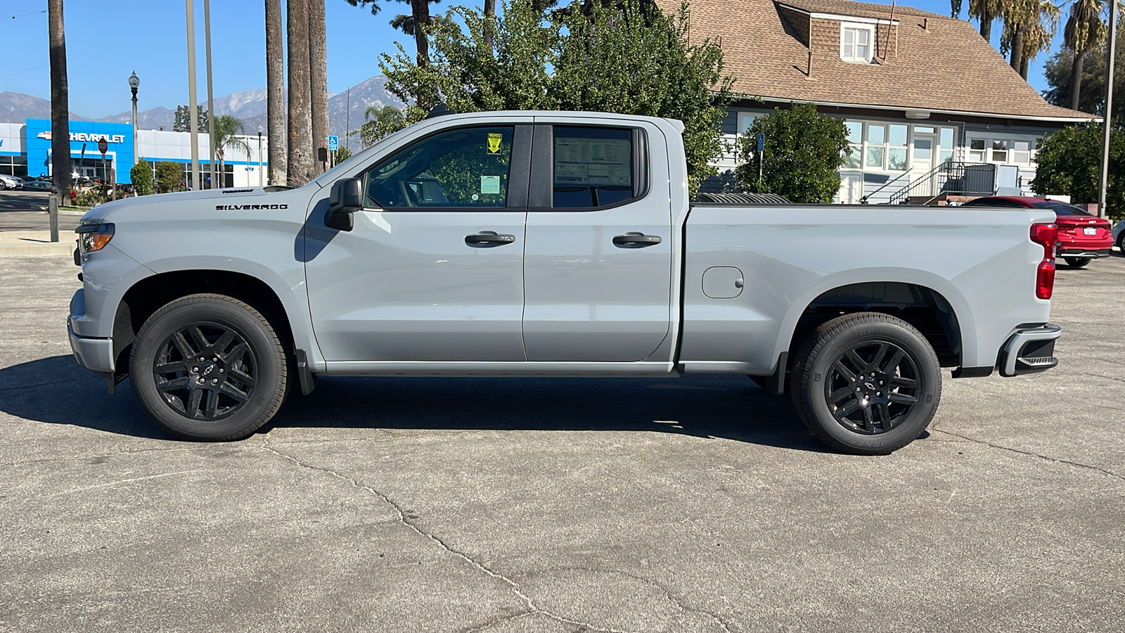 2025 Chevrolet Silverado 1500 Custom 6