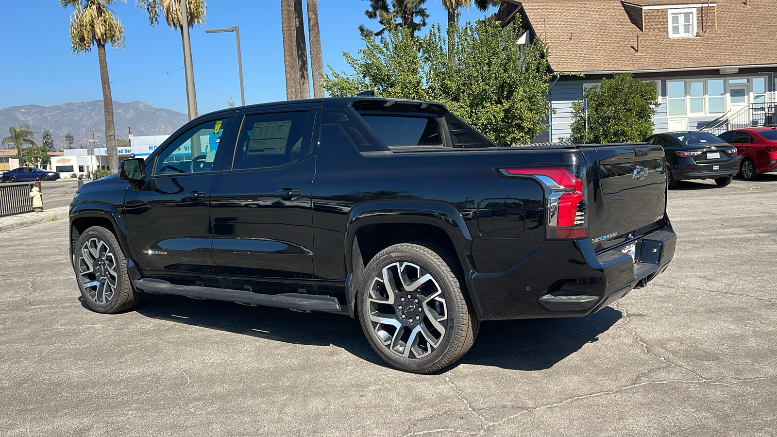 2024 Chevrolet Silverado EV RST 5