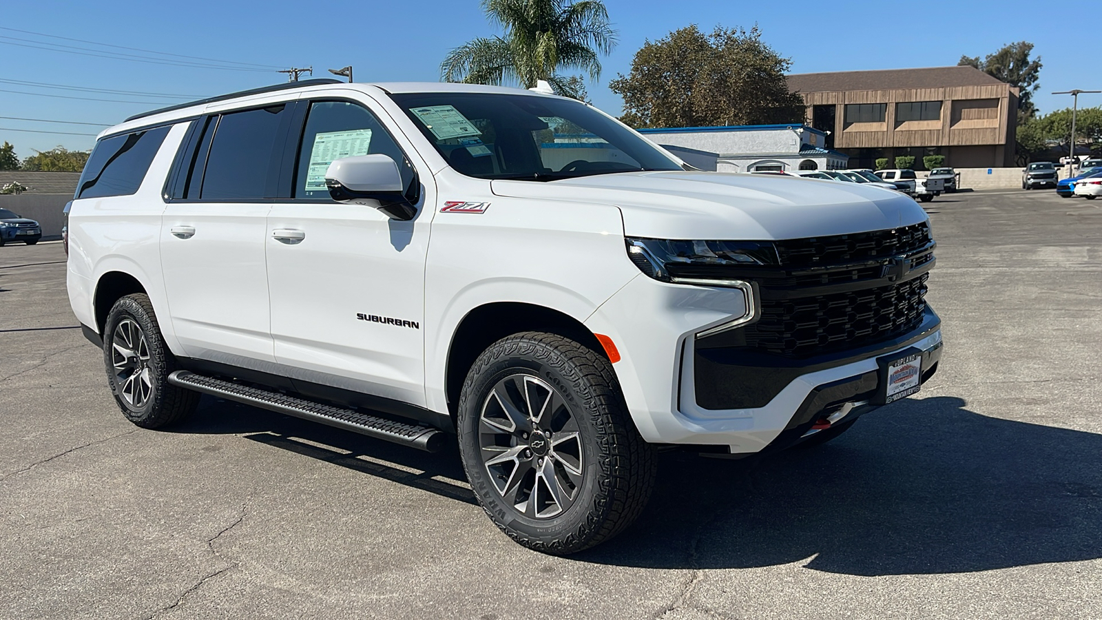 2024 Chevrolet Suburban Z71 1