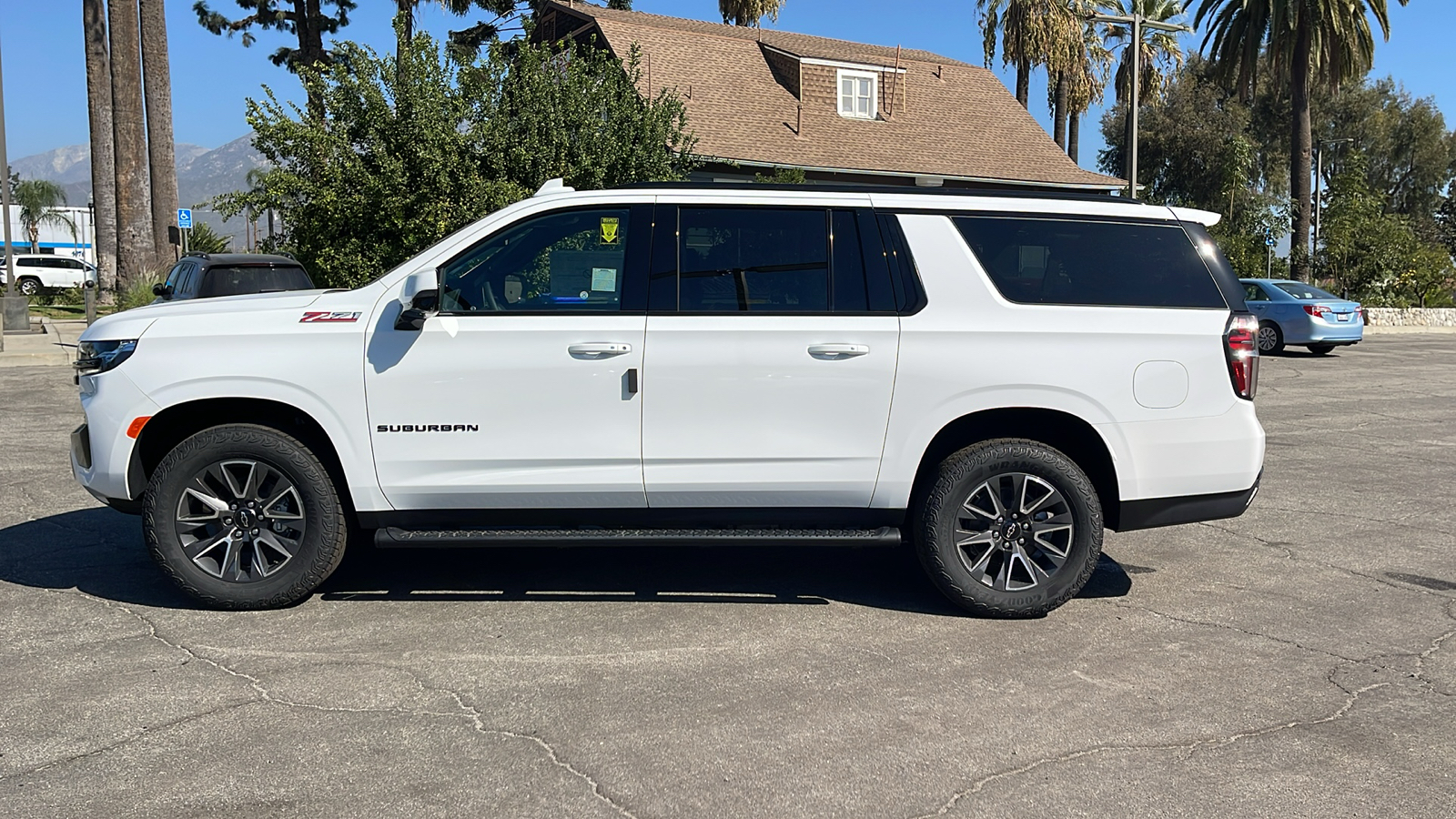 2024 Chevrolet Suburban Z71 6