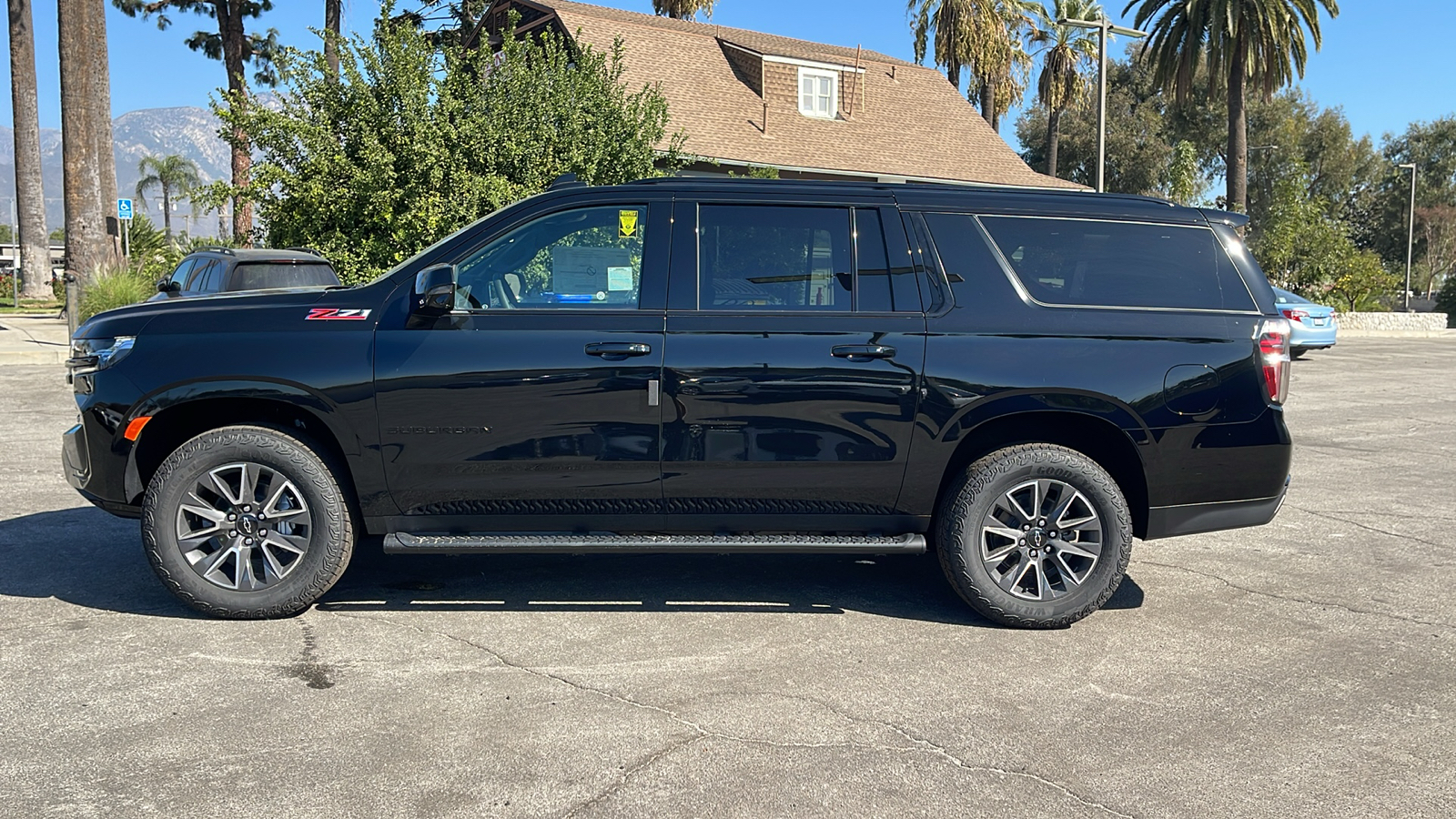 2024 Chevrolet Suburban Z71 6