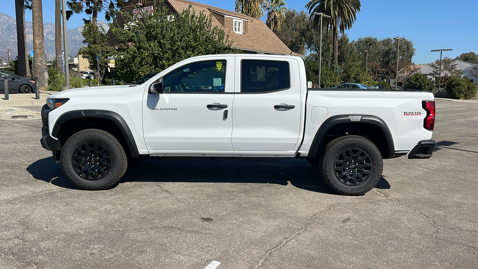 2024 Chevrolet Colorado 4WD Trail Boss 6