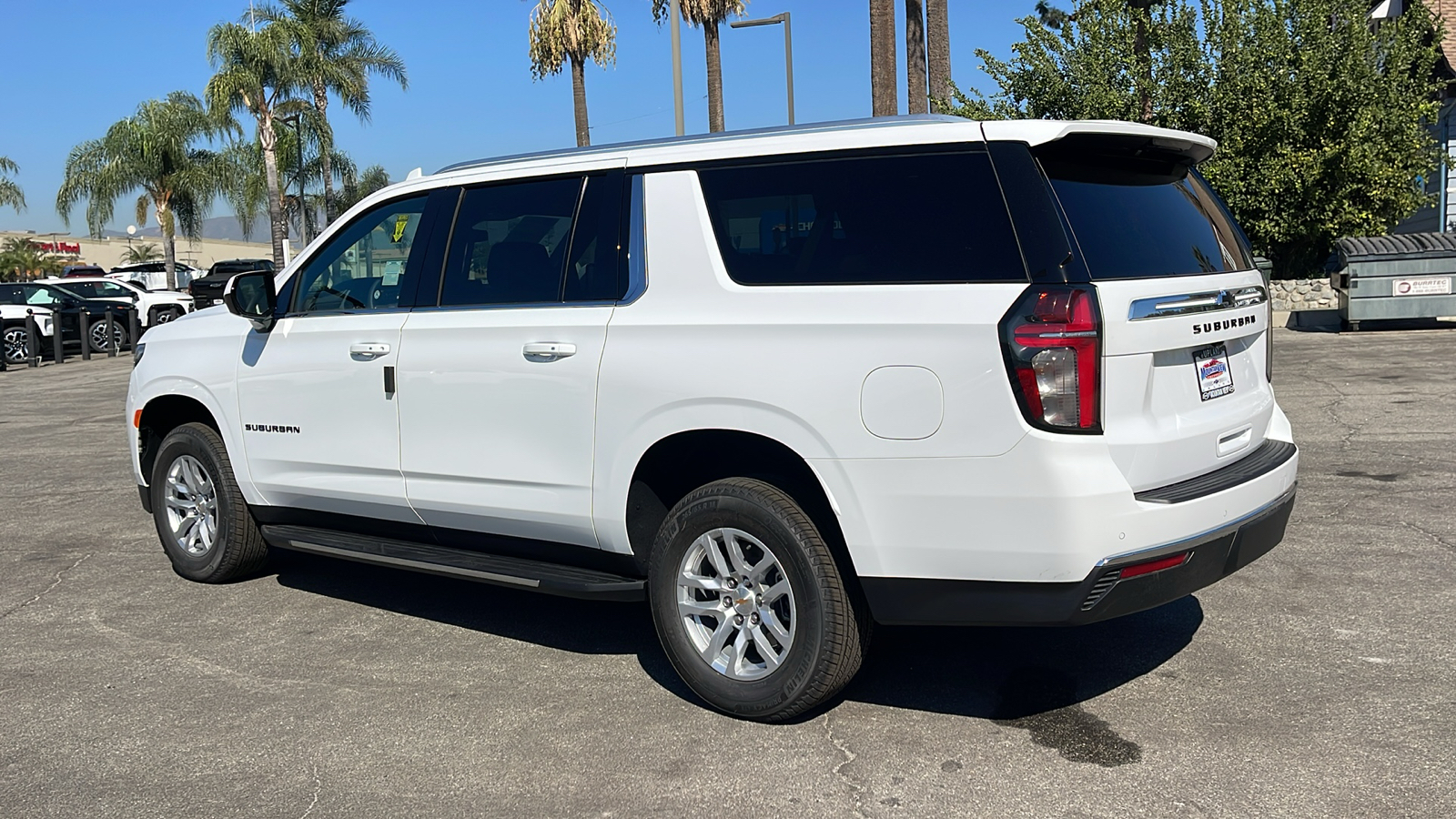 2024 Chevrolet Suburban LS 5