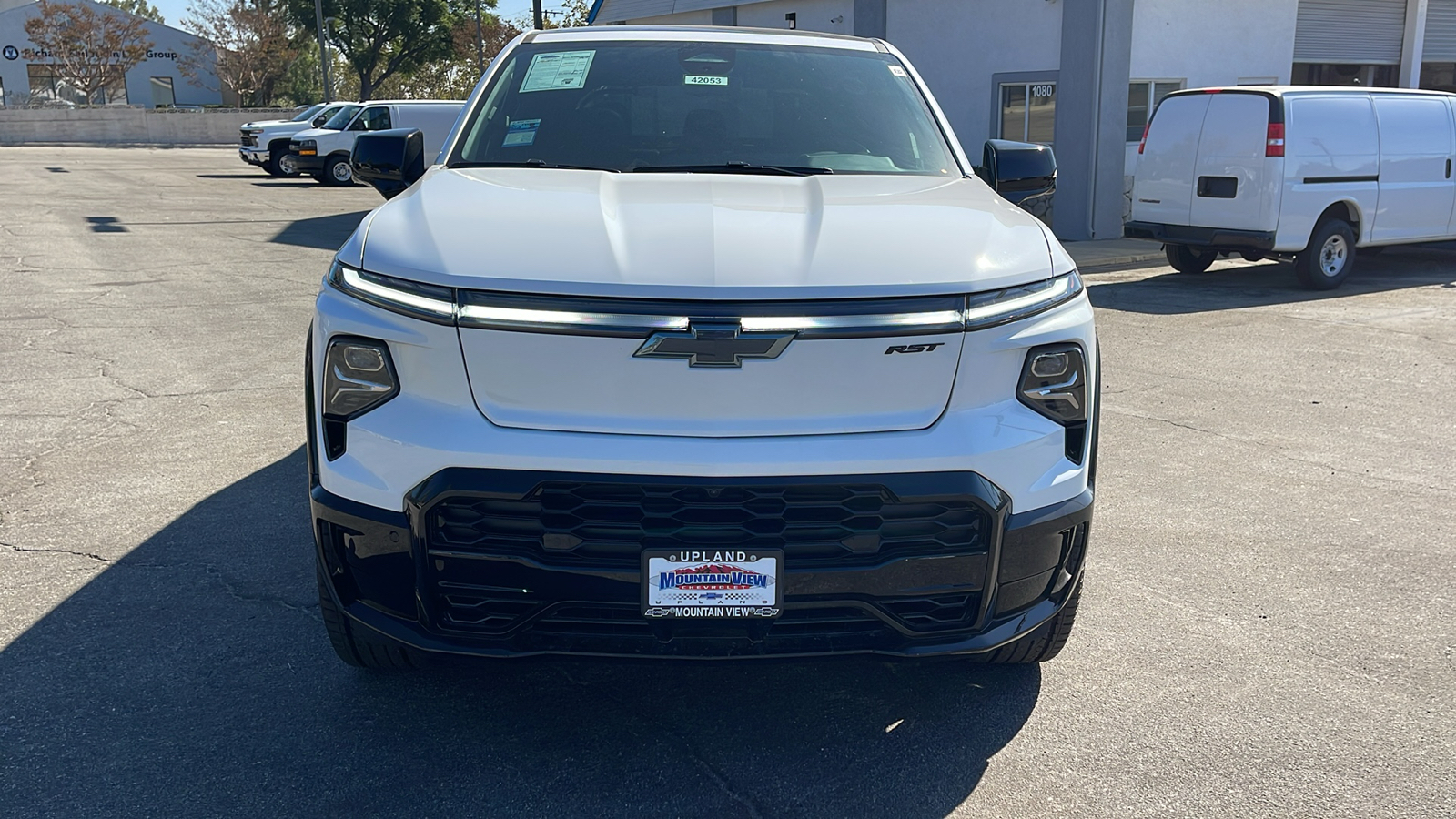 2024 Chevrolet Silverado EV RST 8