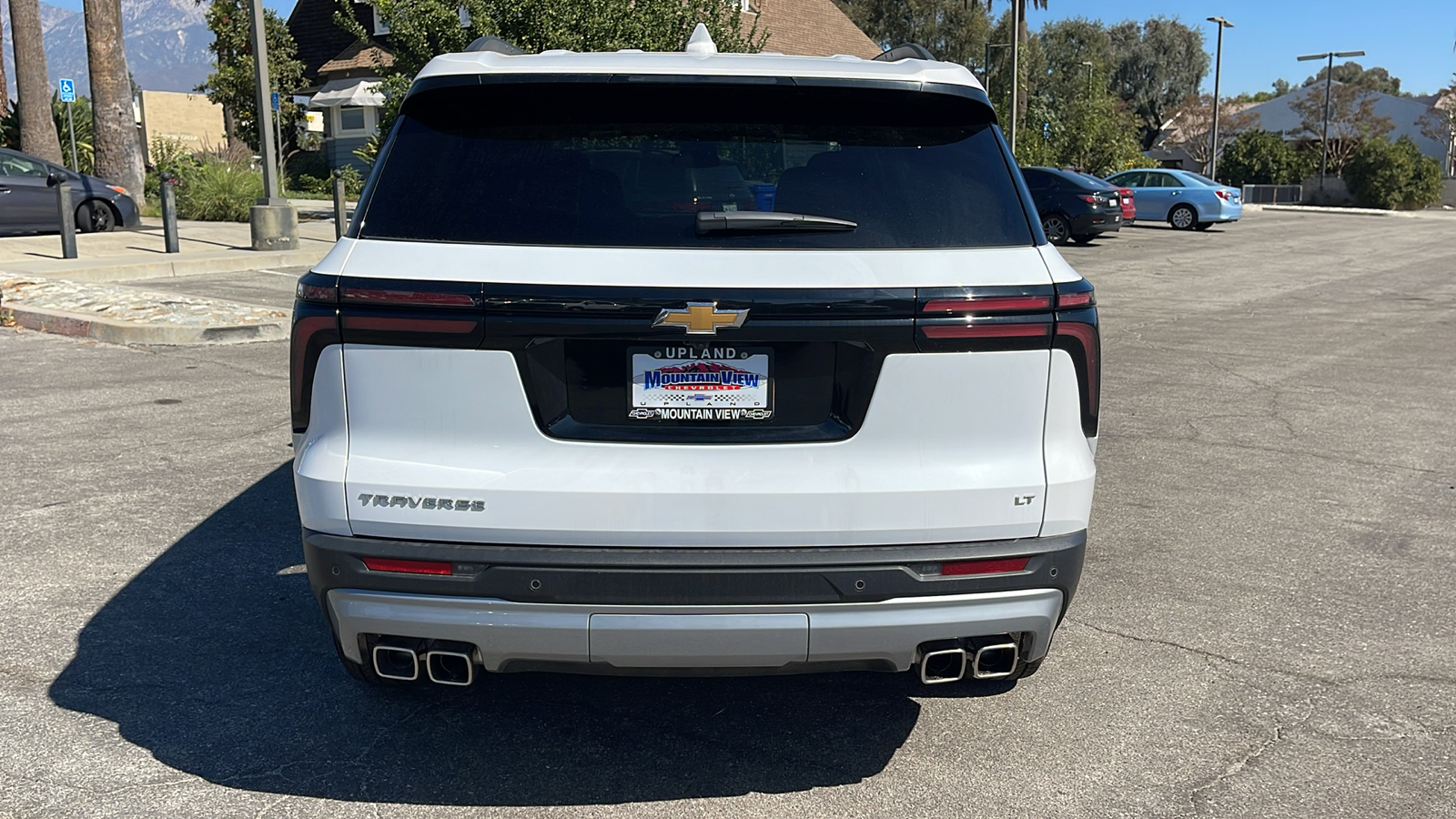 2024 Chevrolet Traverse FWD LT 4