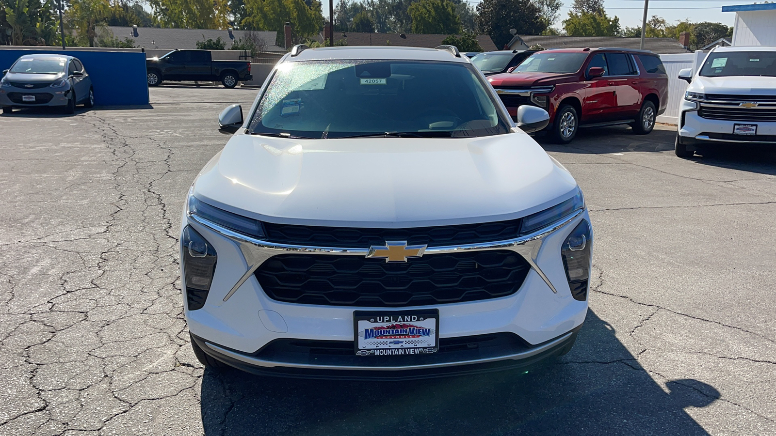 2025 Chevrolet Trax LT 8