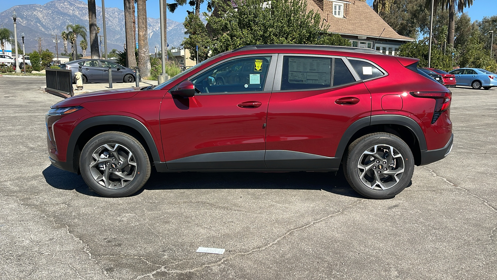 2025 Chevrolet Trax LT 6